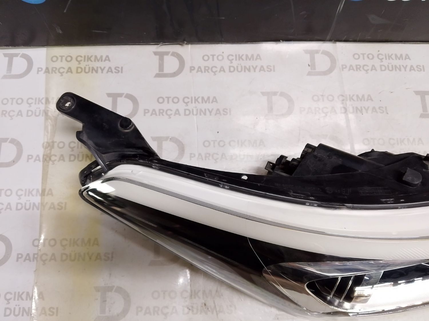 HYUNDA� �20 SA� FAR 